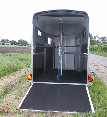 Pferdeanhaenger-Cheval-Liberte-Touring-XL-14